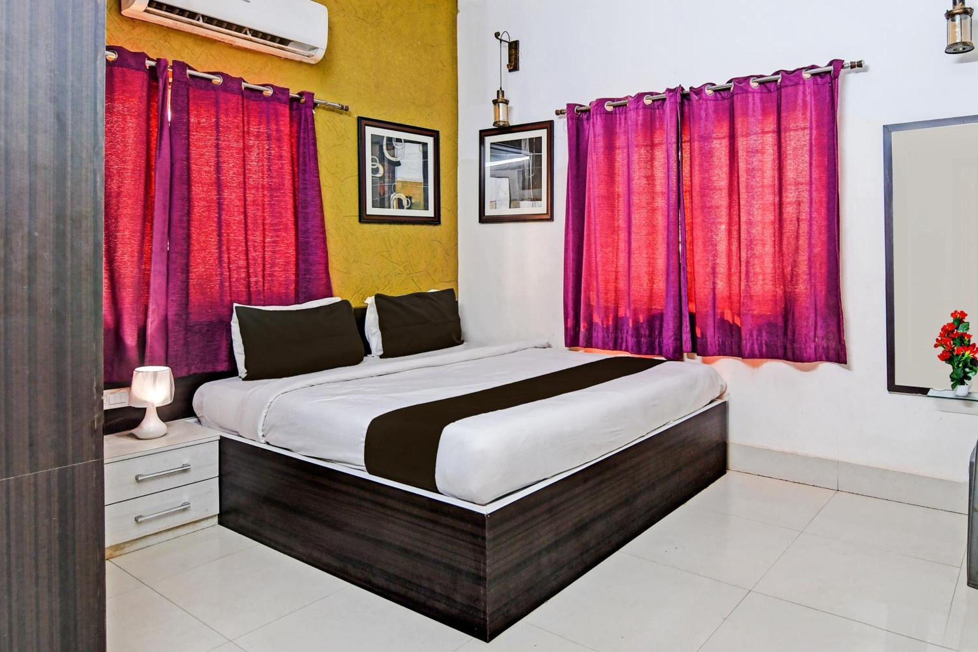 Hotel O Home Bm-X Khandagiri Екстер'єр фото